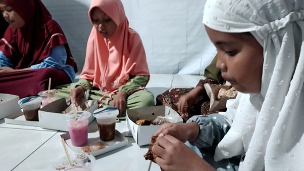 Buka Puasa Bersama Santri Rumah Tahfidz Al Hilal 4 Hari Ke 5