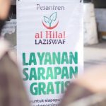 Program Sarapan Gratis Laziswaf al Hilal Borong Habis Gorengan dan 100 Porsi Bubur Ayam