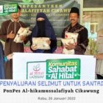 Wakaf Sarung dan Selimut untuk Masjid dan Pondok Pesantren Tahap 1 Bersama Komunitas Sahabat al Hilal Sumedang
