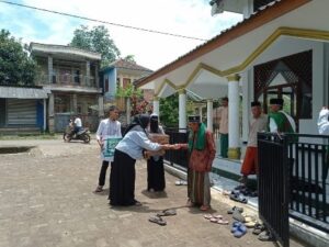 Jumat Berbagi Kebaikan Bersama Komunitas Sahabat al Hilal Sukabumi