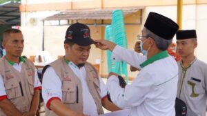 Pelepasan Tim Ekspedisi Sebar Wakaf Quran Sumatera Kloter Rute Ke-1