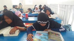 Mushaf Quran, Buku Islam, dan Iqra Telah Diterima Hingga di Bengkulu