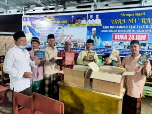 Mushaf Quran, Buku Islam, dan Iqra Telah Diterima di Bengkulu
