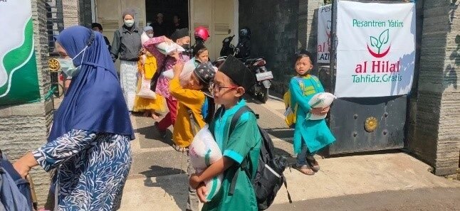 Rukun Islam Ke-3: Zakat Fitrah 2,5 Kg Beras atau Uang?