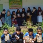 Mushaf Quran, Buku Islam dan Iqra Telah Diterima di Ponpes Nurul Yaqin Al 'Arifi Nagari Aripan, Sumatera Barat
