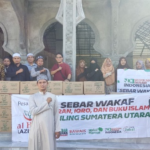 Tiba di Pulau Sembilan Tim Ekspedisi Sebar Wakaf Quran Sumatera Jilid Dua Sigap Memenuhi Kekurangan Mushaf Quran