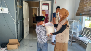 Santunan Cinta untuk Santri Rumah Tahfidz Al Hilal 4 Cirebon