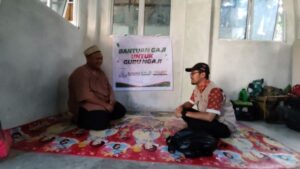 Tim SWQ Sumatera Jilid 2 Salurkan Santunan untuk Pengajar Quran