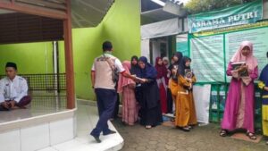 Mushaf Quran Diterima Para Santri di Cirebon dan Majalengka