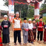 "Wakaf Quran Kampung Halaman” yang Dilaksanakan Langsung Oleh Seluruh Karyawan Laziswaf Pesantren Al Hilal Masih Terus Berlanjut