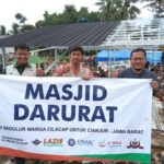 Penyaluran Bantuan Pembangunan Masjid Darurat untuk Korban Gempa Cianjur