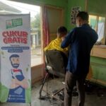 Cukur Gratis untuk Masyarakat Wilayah Binaan Komunitas Sahabat Al Hilal Tasikmalaya Selatan