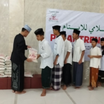 Sedekah Beras Kembali Diterima Santri Yatim Penghafal Quran Pesantren Al Hilal
