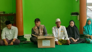 Sebar Wakaf Mushaf Al Quran di Daerah Cirebon