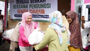 Penyaluran Program Ramadhan Berbagi Berkah Pengungsi Cianjur