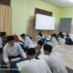 Santri Tahfidz Pesantren Al Hilal 3 Gegerkalong Semangat Menjaga Hafalan dengan Murajaah Sabqi