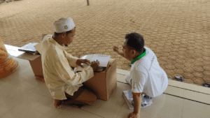 Mushaf Quran dan Iqra Telah Diterima Oleh Para Santri dan Jamaah di Pelosok Banten Selatan