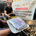 Melalui Aqsa Working Group Palestina LAZISWAF Pesantren Al Hilal Sukses Distribusikan Makanan Sahur, Berbuka, hingga Kebutuhan di Posko Pengungsian