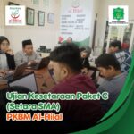 Inilah Suasana Ketika Siswa-Siswi PKBM Al Hilal Tengah Mengikuti Ujian Kesetaraan Paket C