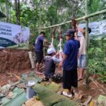 Qurban di Pelosok Desa 1445 H! Penyembelihan dan Pendistribusian Qurban di Tasikmalaya Sedang Berlangsung