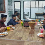 Suasana Buka Puasa Bersama Santri Pesantren Al Hilal 3 Cipadung