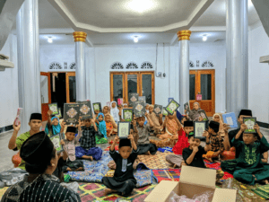 Wakaf Quran, Iqra dan Buku-buku Islam Telah Diterima Santri dan Santriwati di Pulau Lombok Nusa Tenggara Barat