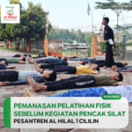 Hindari Cedera! Santri Pesantren Al Hilal 1 Cililin Lakukan Pemanasan Sebelum Melaksanakan Kegiatan Pencak Silat