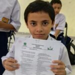 Pembagian Nilai Tengah Semester Bahasa Indonesia hingga Belajar Bahasa Arab Santri Pesantren Al Hilal 1 Cililin