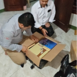 LAZISWAF Al Hilal Salurkan Al Quran dan Kitab Kuning untuk Pondok Pesantren Sabillussalam Terdampak Kebakaran