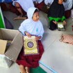 Bercita-cita Menjadi Pemain Sepak Bola, Aing Salah Satu Santri di Papua Tetap Rajin Menghafal Al-Quran