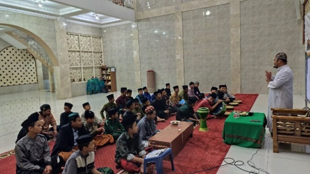 Buka Puasa Santri Yatim Al Hilal