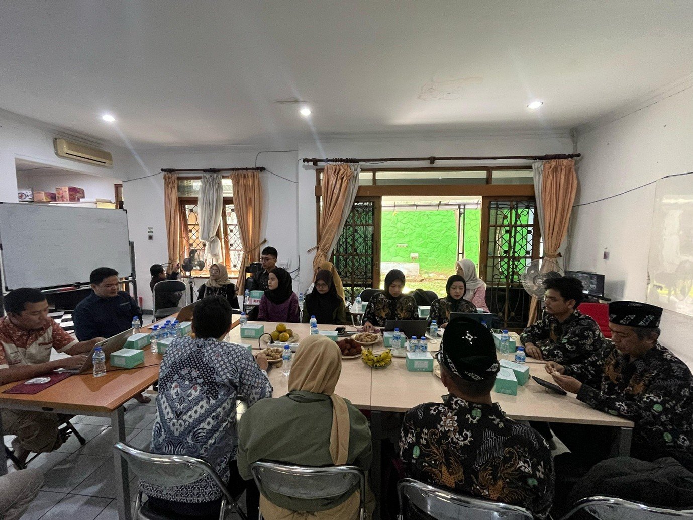 LAZISWAF Pesantren Al Hilal Menerima Kunjungan Studi Banding dari Unit Wakaf Dana Sosial (UWD) IPB