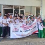 Menyusuri Pantai Utara Jawa Barat! LAZISWAF Pesantren Al Hilal Sukses Sebarkan Lebih dari 1000 Mushaf Quran hingga Buku Islam
