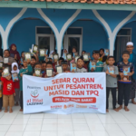 Menelusuri Pelosok Garut Selatan, LAZISWAF Al Hilal Salurkan Al-Qur’an dan Iqra untuk Daerah yang Membutuhkan