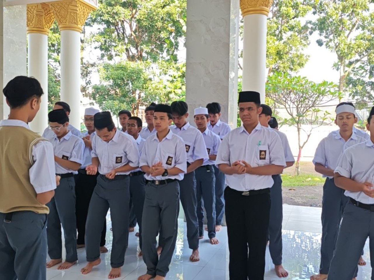 Pesantren sebagai Rahim Peradaban: Membangun Harapan, Melahirkan Generasi Qur’an