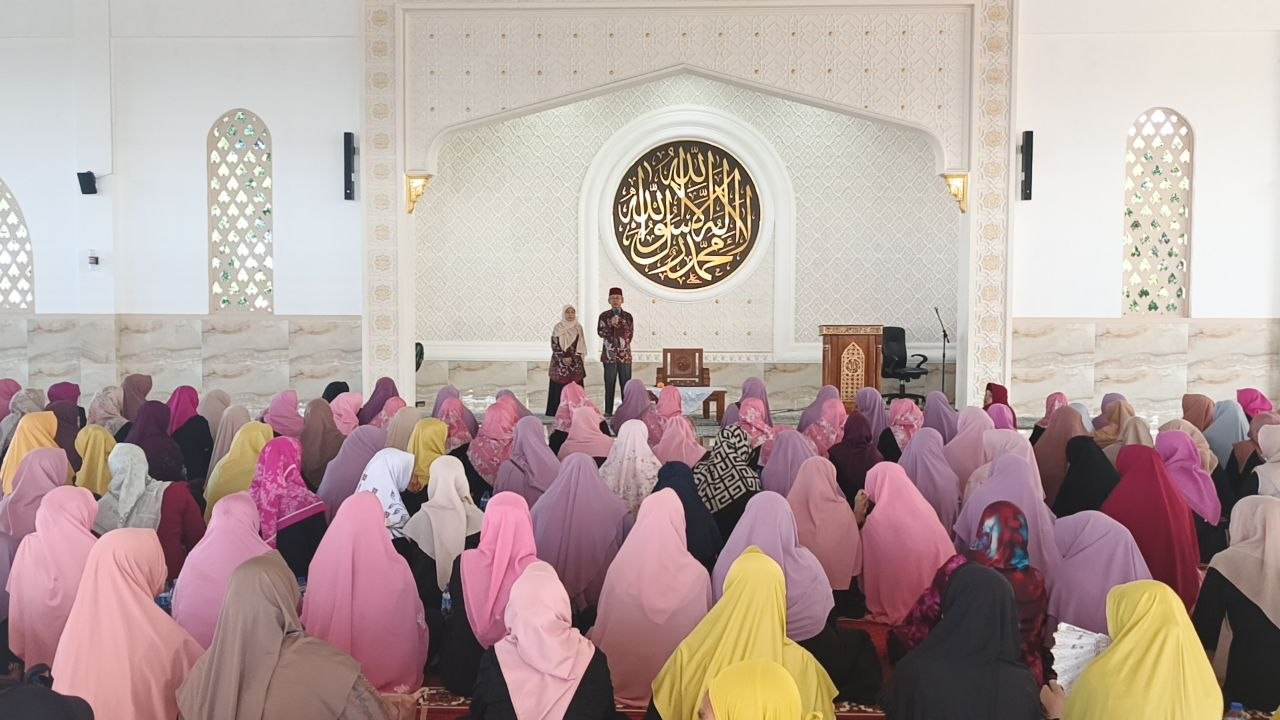 Antusias 350 Jamaah, Pengajian Majelis Taklim Al Hilal Cibiru Jadi Ajang Ilmu dan Silaturahmi