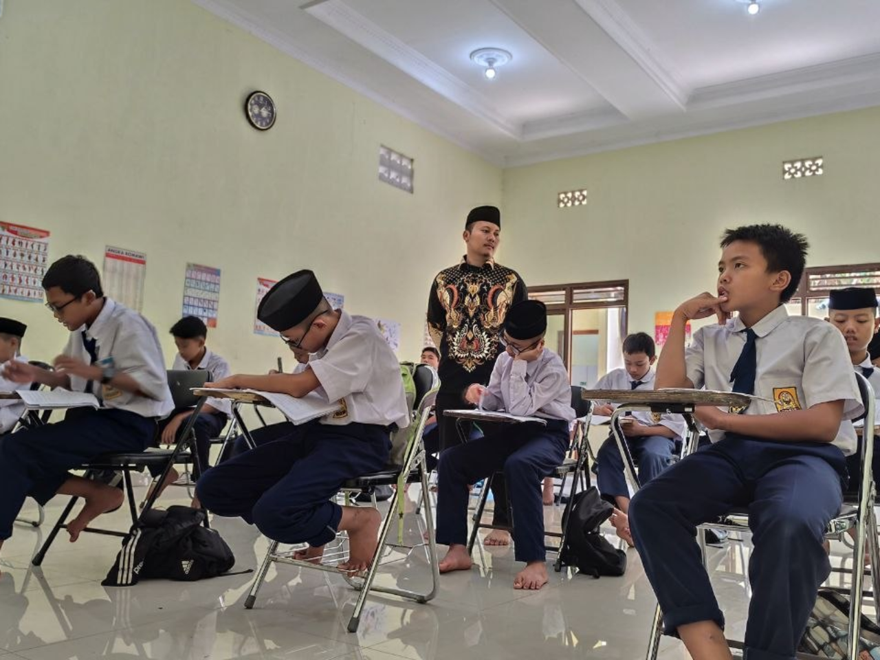 Beasiswa Anak Yatim Pesantren Al Hilal, Tumbuhkan Harapan Baru untuk Anak Yatim Penghafal Quran