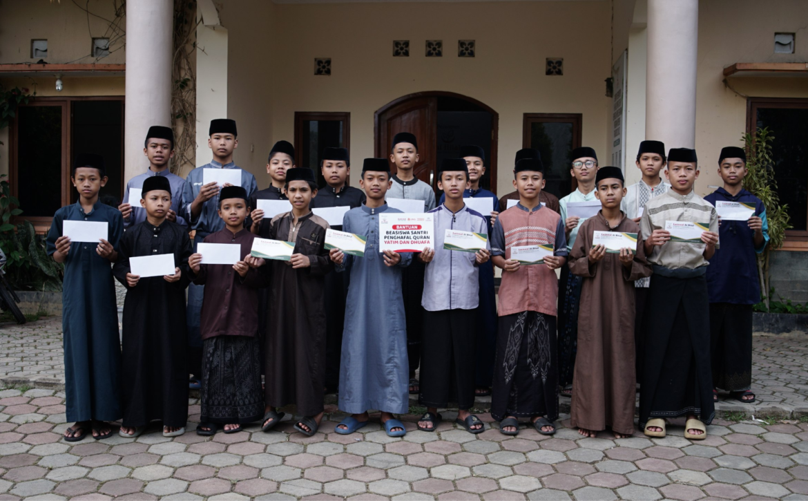 Disalurkan Untuk Para Santri Yatim Dhuafa, Laziswaf Al Hilal Salurkan Beasiswa Pendidikan