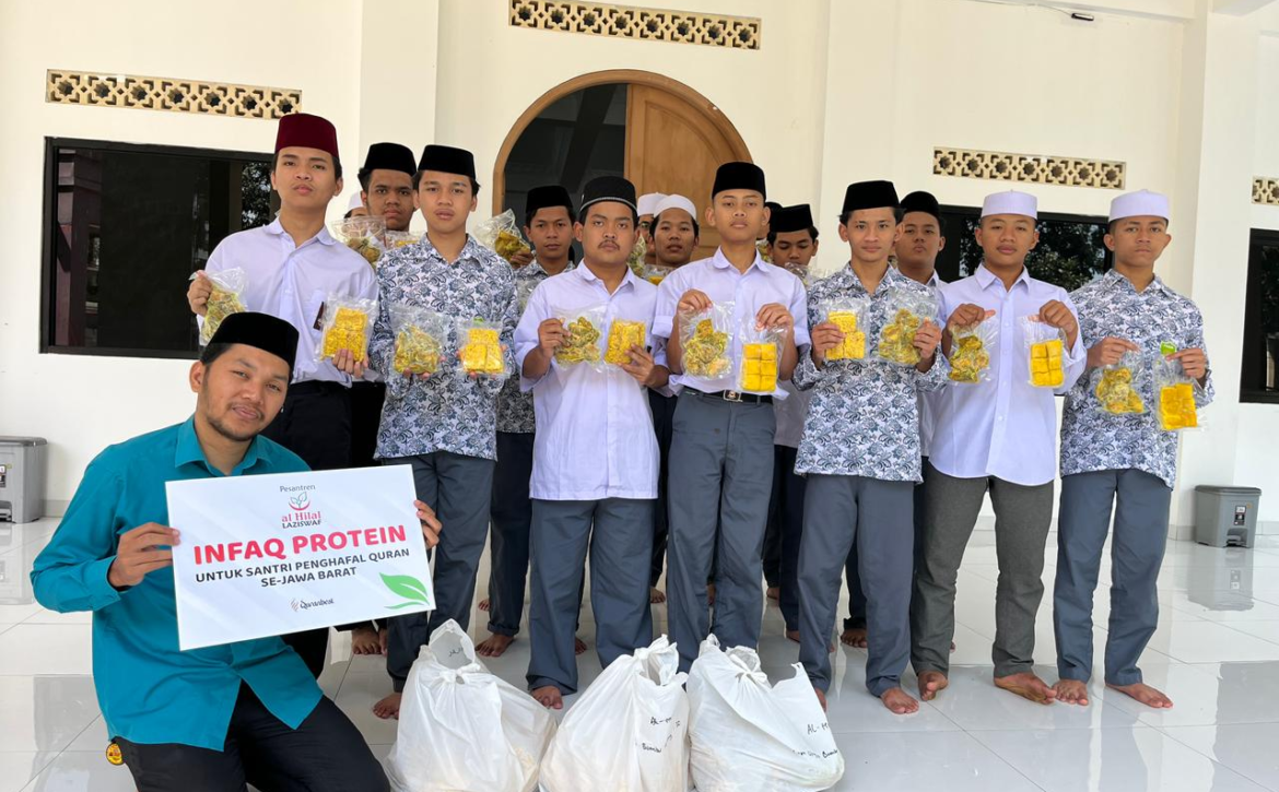 Sedekah Pangan untuk Santri, Wujudkan Gizi yang Lebih Baik Untuk Para Santri di Pesantren Al Hilal