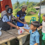LAZISWAF Al Hilal dan Donatur Singapura Salurkan Hewan Qurban ke Pelosok Cibitung