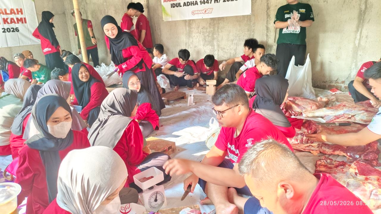 Pelaksanaan Qurban di Pesantren Al Hilal 2 Cibiru, Tebar Kebahagiaan untuk Warga dan Santri Dhuafa