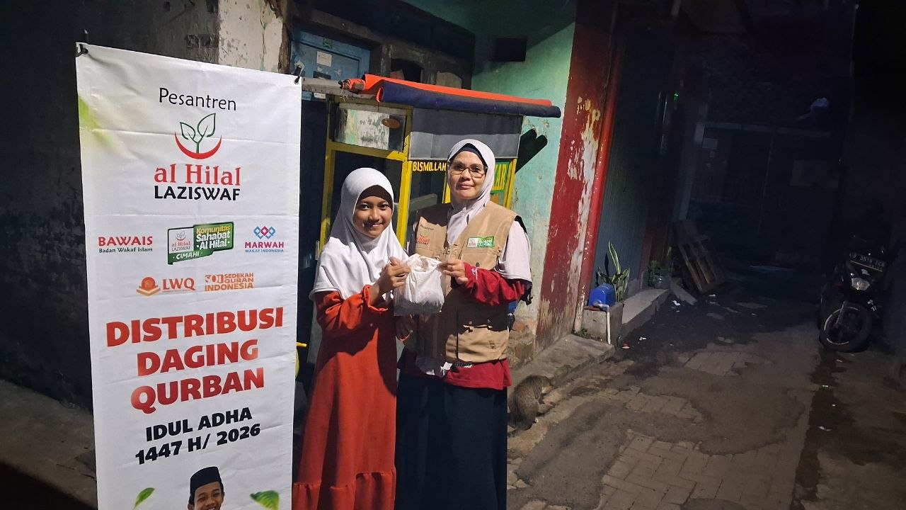 Sahabat Al Hilal Salurkan Ratusan Paket Daging Qurban Hadirkan Kebahagiaan untuk Masyarakat dan Santri Yatim di Pelosok