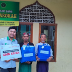 LAZISWAF Al Hilal Salurkan Paket Kain Kafan ke Sejumlah Masjid di Pelosok Garut