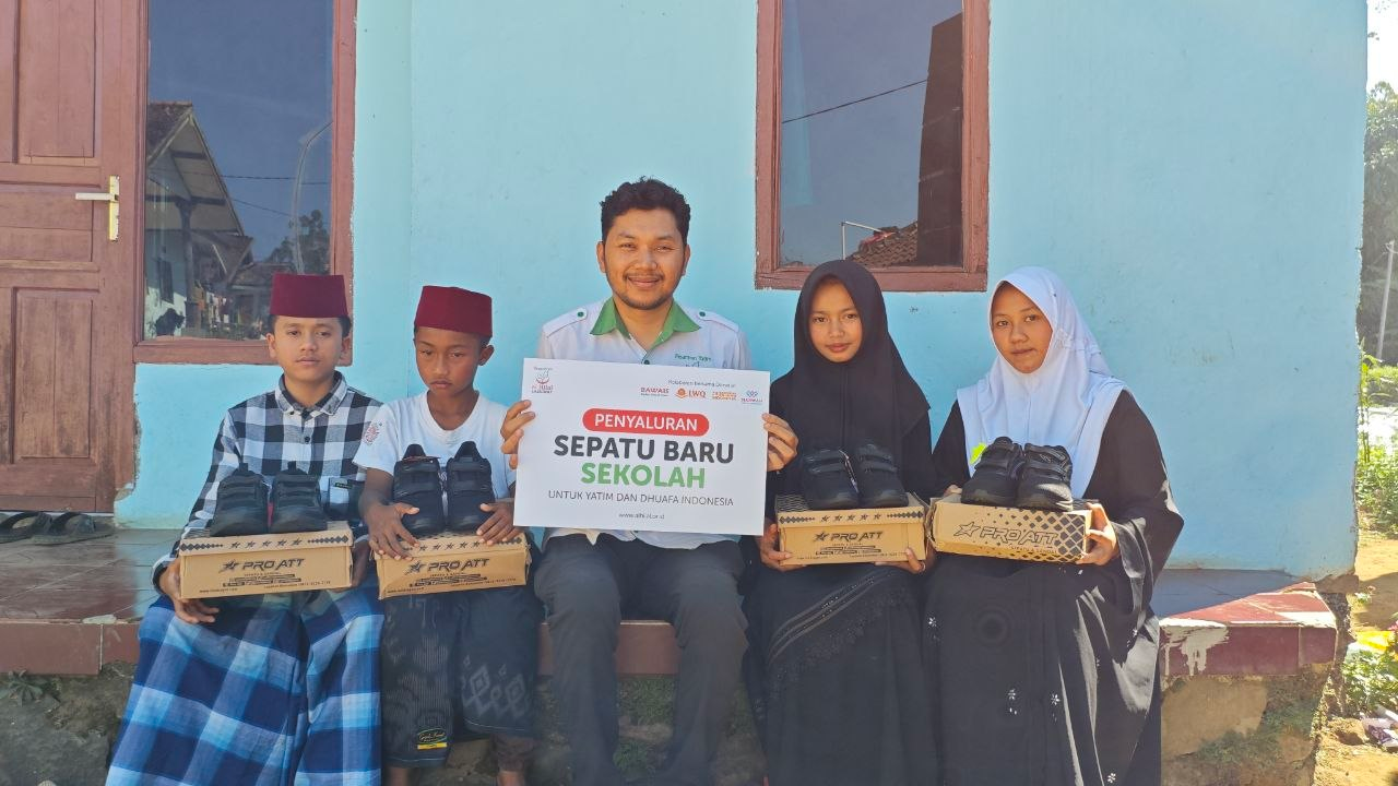 Salurkan Sepatu Baru untuk Yatim dan Dhuafa di Kabupaten Garut, Hadirkan Senyum dan Semangat Baru untuk Belajar