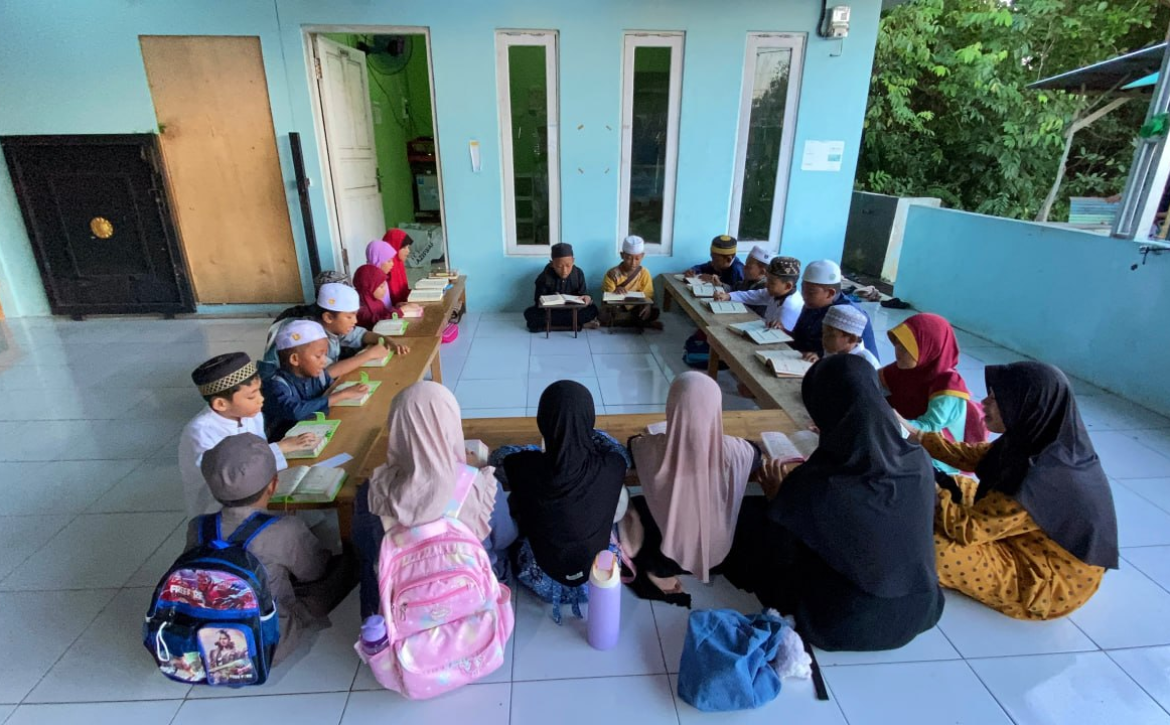 Laziswaf Al Hilal Hadirkan Mushaf Al Qur’an untuk Pelosok Kalimantan Selatan