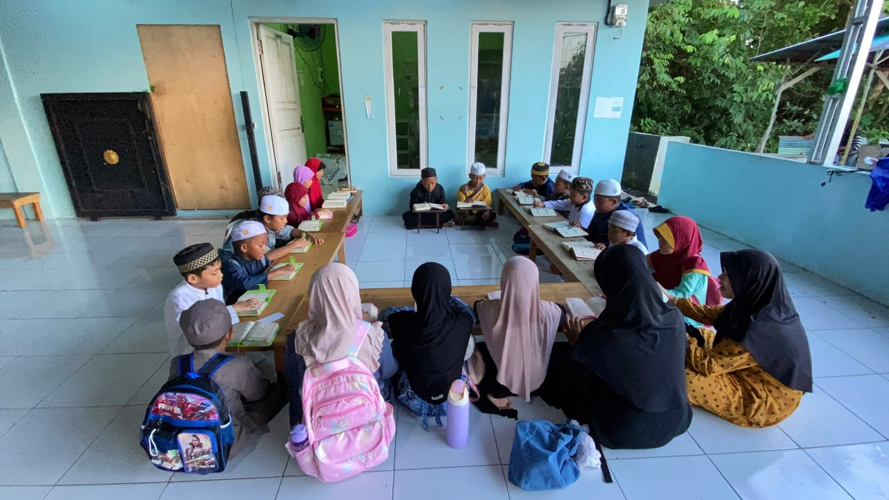 Laziswaf Al Hilal Hadirkan Mushaf Al Qur’an untuk Pelosok Kalimantan Selatan