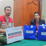 Sedekah Kain Kafan Disalurkan Di Wilayah Ngamprah Bandung Barat