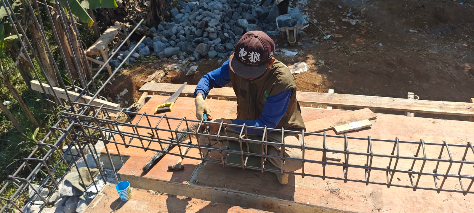 Update Pembangunan Masjid Komplek Pesantren Al Hilaluntuk Para Pengajar Al-Qur'an Terus Berproses, Fokus pada Pondasi