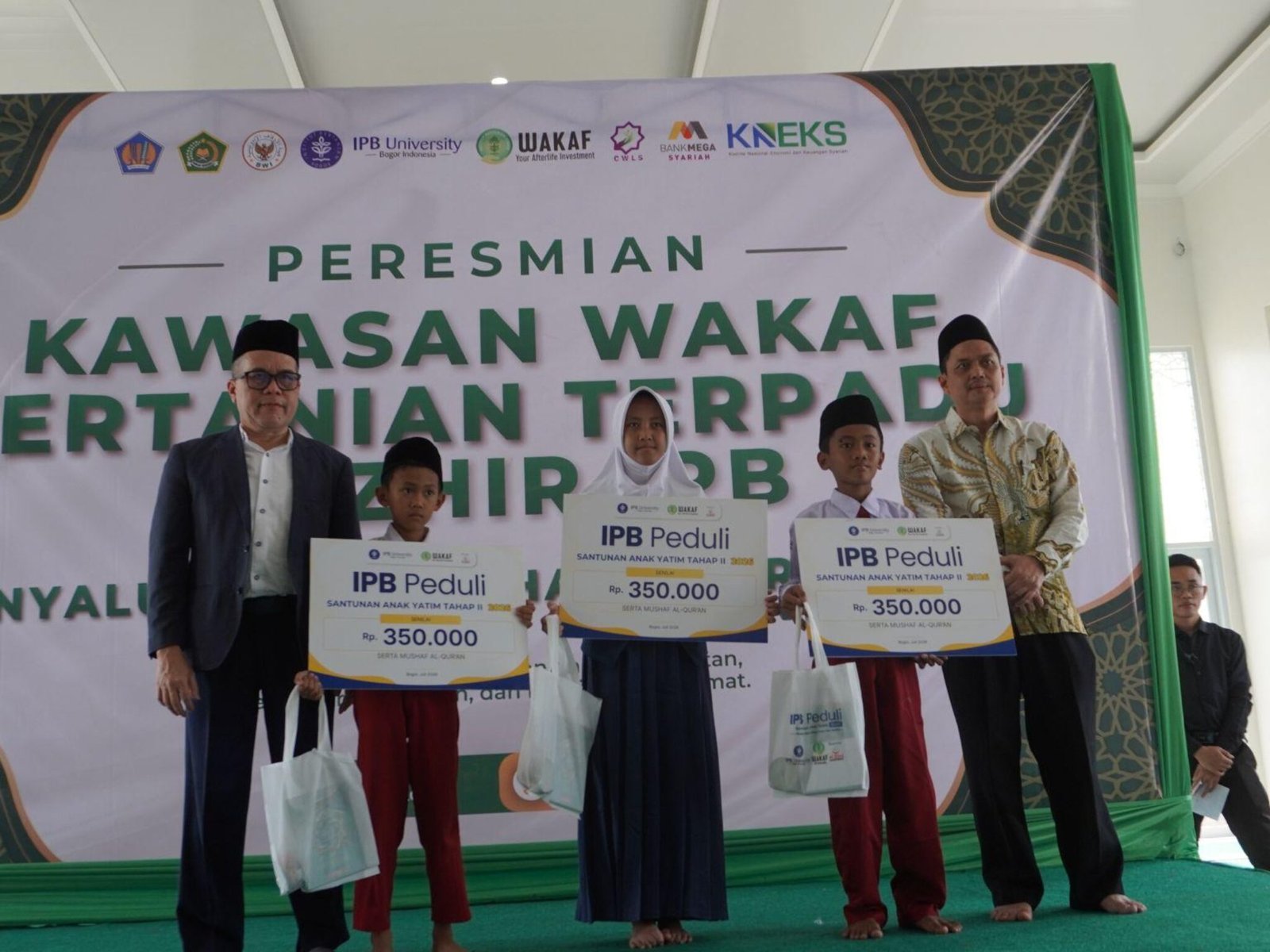 LAZISWAF Pesantren Al Hilal Berpartisipasi dalam Peresmian Kawasan Wakaf Pertanian Terpadu Nadzir IPB