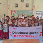 Merdeka Bersama Al-Qur’an, Sebar Mushaf Spesial Kemerdekaan ke Pelosok Jawa Barat